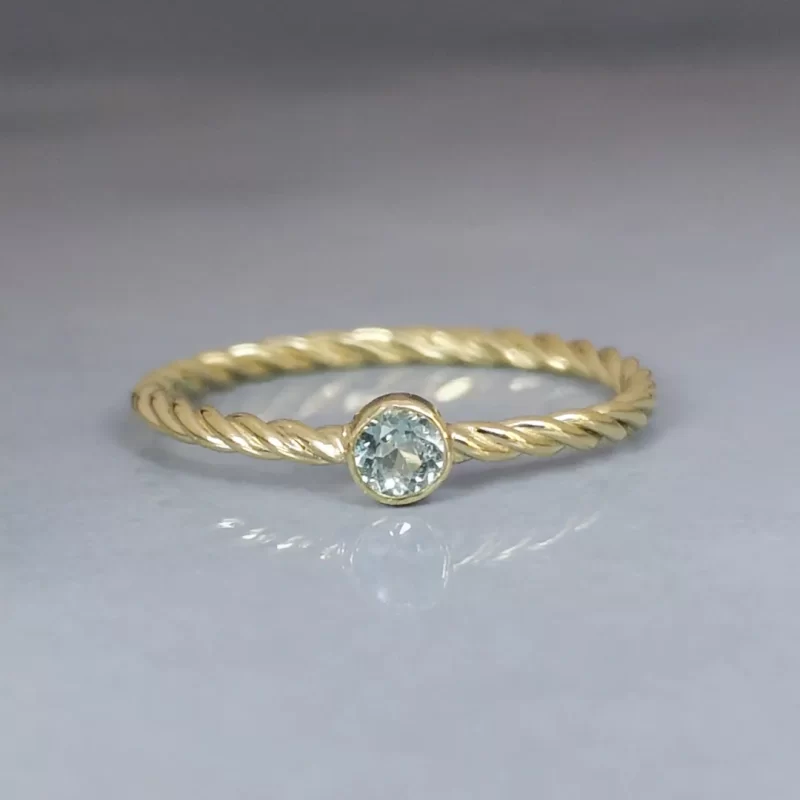 geboortesteen ring 14k gouden aquamarijn