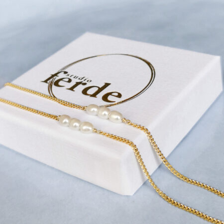 three pearl necklace 14k gold